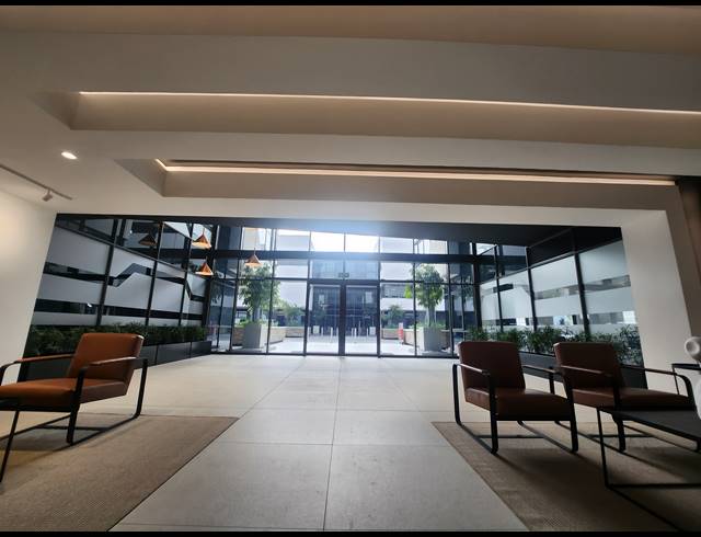333M² OFFICE TO LET IN VORNA VALLEY